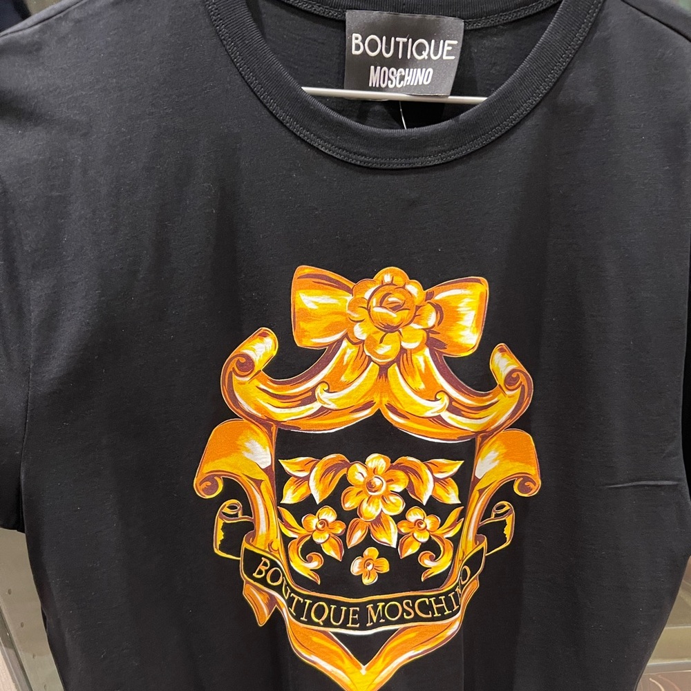 Brand new with tag Moschino t shirt